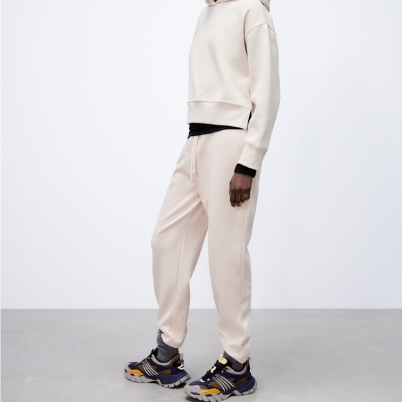 Zara plush jogging pants - Picture 3 of 12